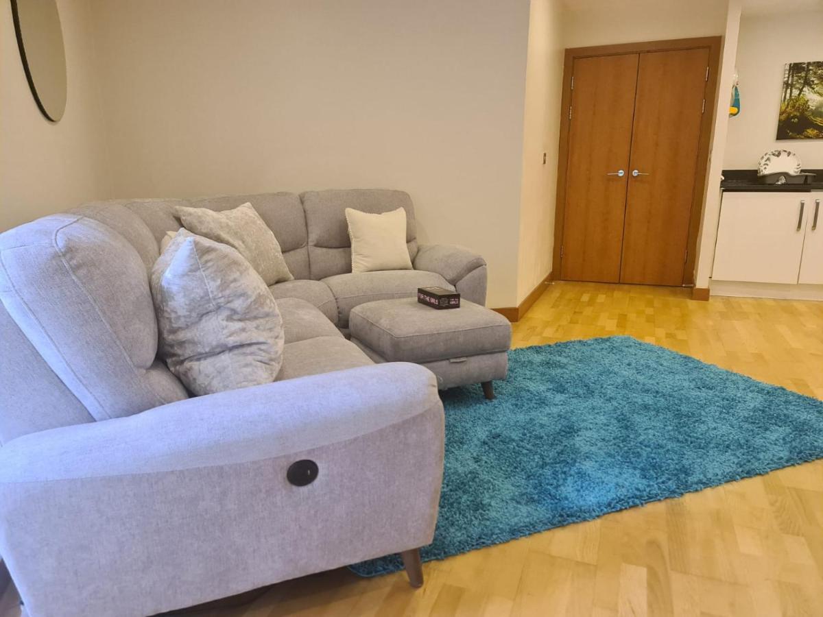 לונדון Red Naxela Canary Wharf Apartments מראה חיצוני תמונה