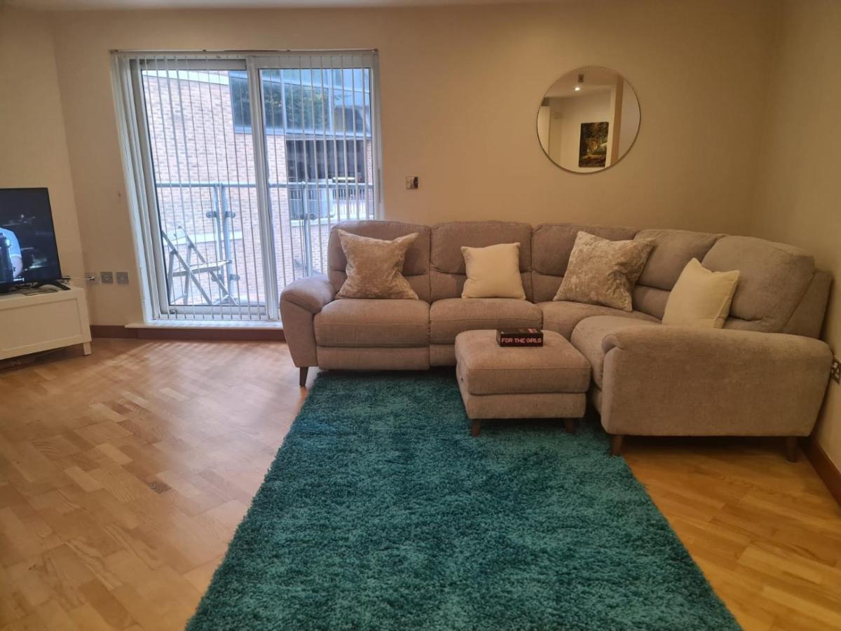 לונדון Red Naxela Canary Wharf Apartments מראה חיצוני תמונה